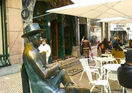 Your Home In Bairro Alto Lisbon Exterior photo